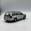 Load image into Gallery viewer, WELLY VOLKSWAGEN GOLF VARIANT 2001 1/24scale