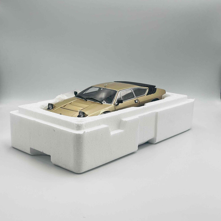KYOSHO 1/18 SCALE ORIGINAL DIE-CAST Lamborghini Urraco P250 GOLD KO8441GL