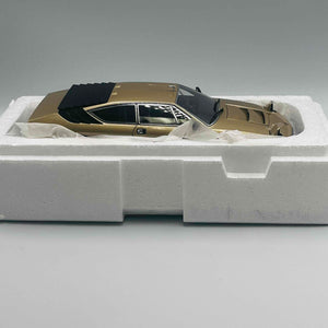 KYOSHO 1/18 SCALE ORIGINAL DIE-CAST Lamborghini Urraco P250 GOLD KO8441GL