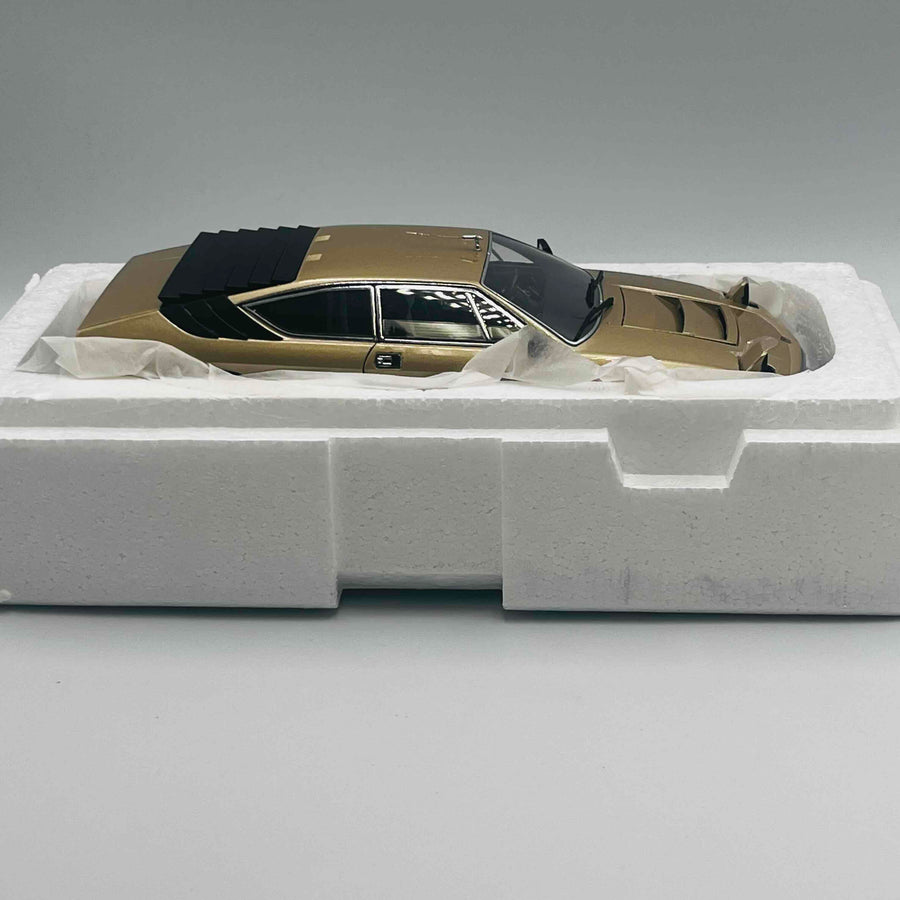 KYOSHO 1/18 SCALE ORIGINAL DIE-CAST Lamborghini Urraco P250 GOLD KO8441GL
