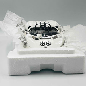 EXOTO RACING LEGENDS 1/18 Chaparral 2 CHAPARRAL #66