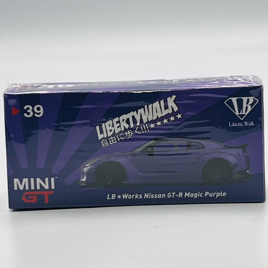 LIBERTYWALK Nissan GT-R Magic Purple