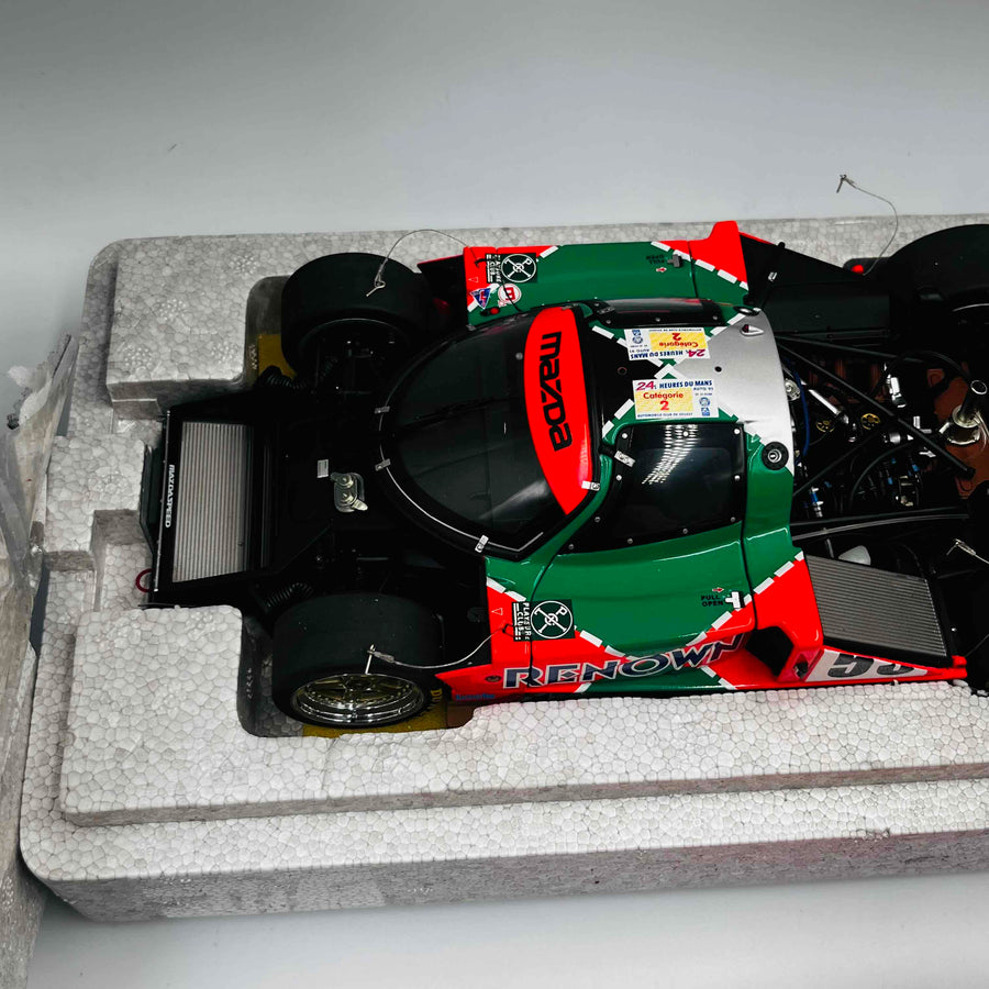 Autoart 1/18 MAZDA 787B LeMans Winner 1991 Paint cracked