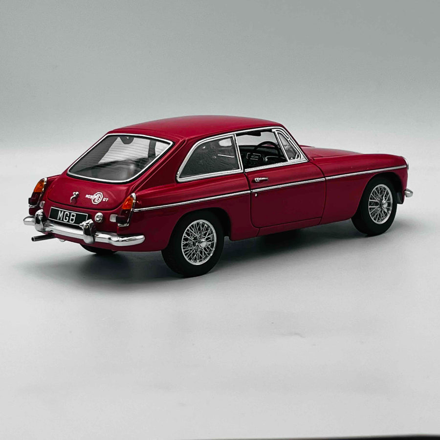 Autoart MILLENNIUM 1/18 MGB GT COUPE MKⅡ 76601
