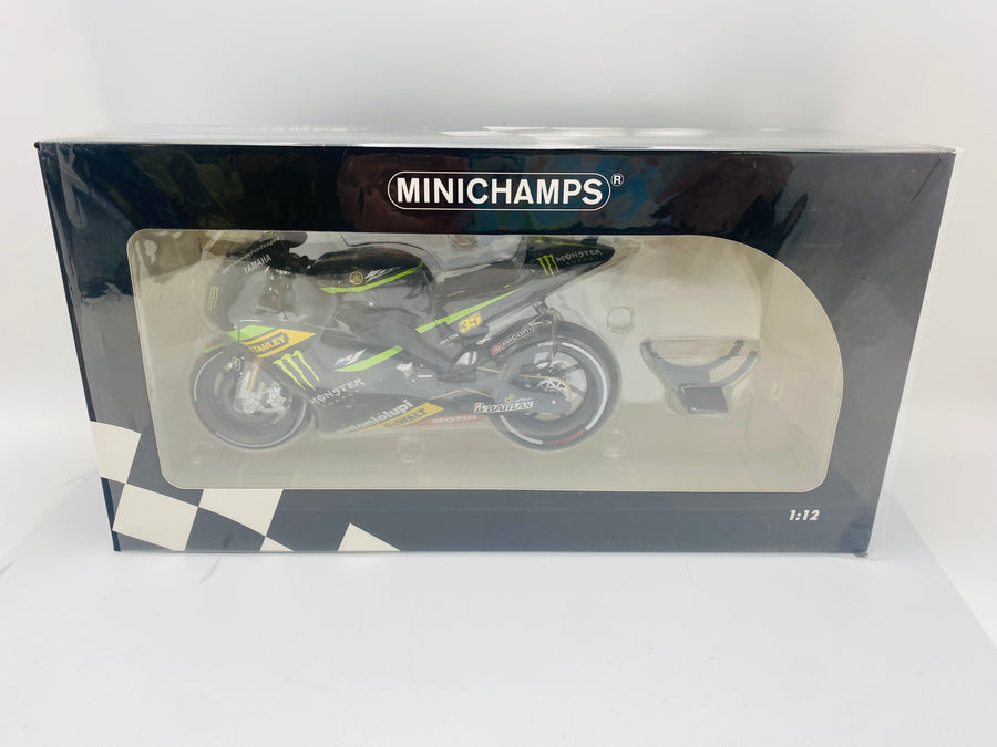 Minichamps YAMAHA YZF-R1 CAL CRUTHLOW YAMAHA TECH3