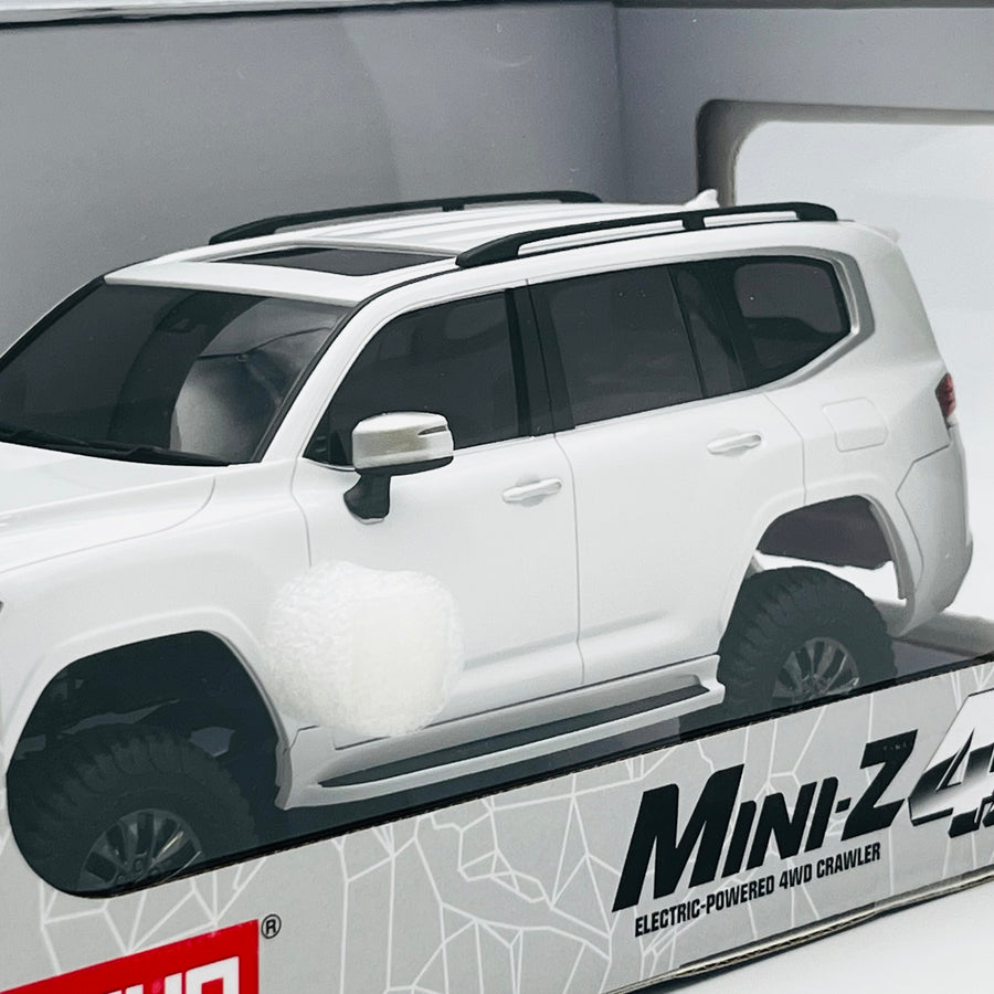 KYOSHO MINI-Z 4x4 readyset Toyota LAND CRUISER 300 Precious White Pearl 32533PW