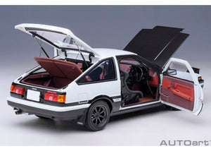 Autoart 1/18 Toyota Sprinter Trueno (AE86) "Initial D" "Project D" Final Version