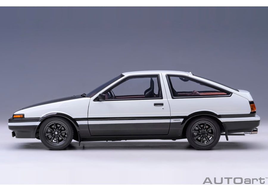 Autoart 1/18 Toyota Sprinter Trueno (AE86) "Initial D" "Project D" Final Version