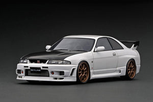 ignition model 1/18 Nissan Skyline GT-R (BCNR33) White IG2781